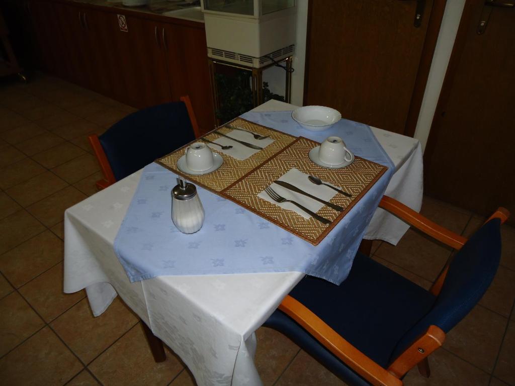 Bed and Breakfast Pansion Antonio à Slavonski Brod Extérieur photo