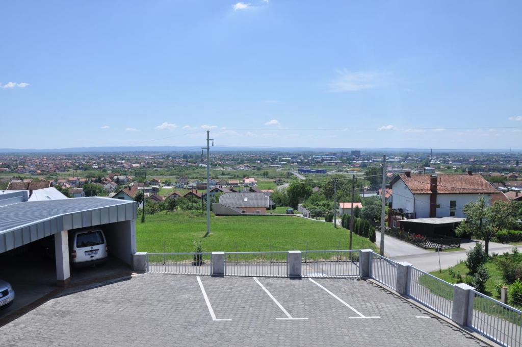 Bed and Breakfast Pansion Antonio à Slavonski Brod Extérieur photo